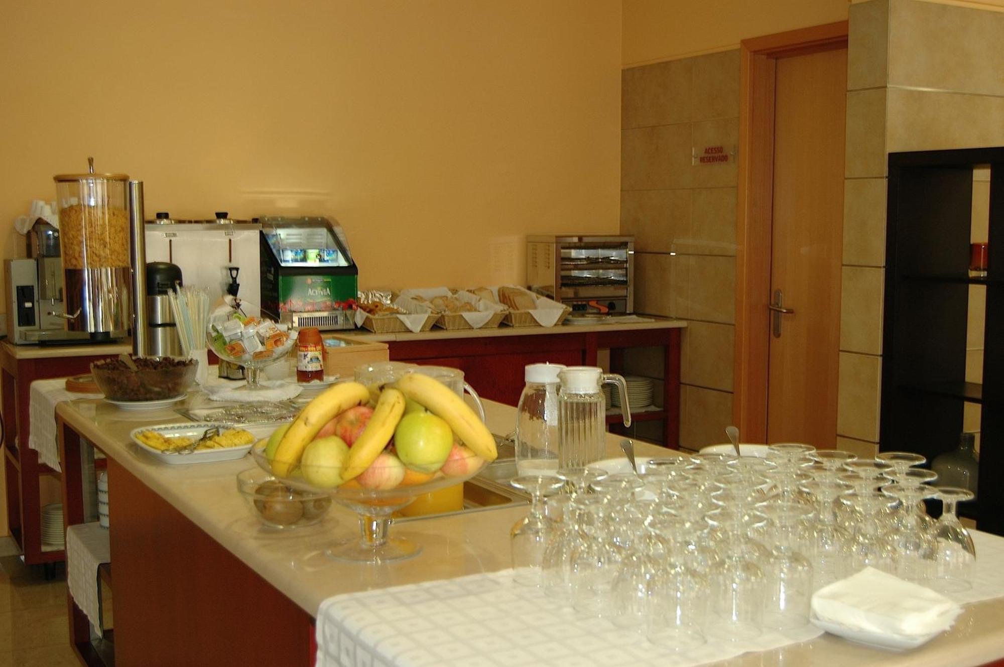 Hotel O Novo Principe Almeirim Buitenkant foto